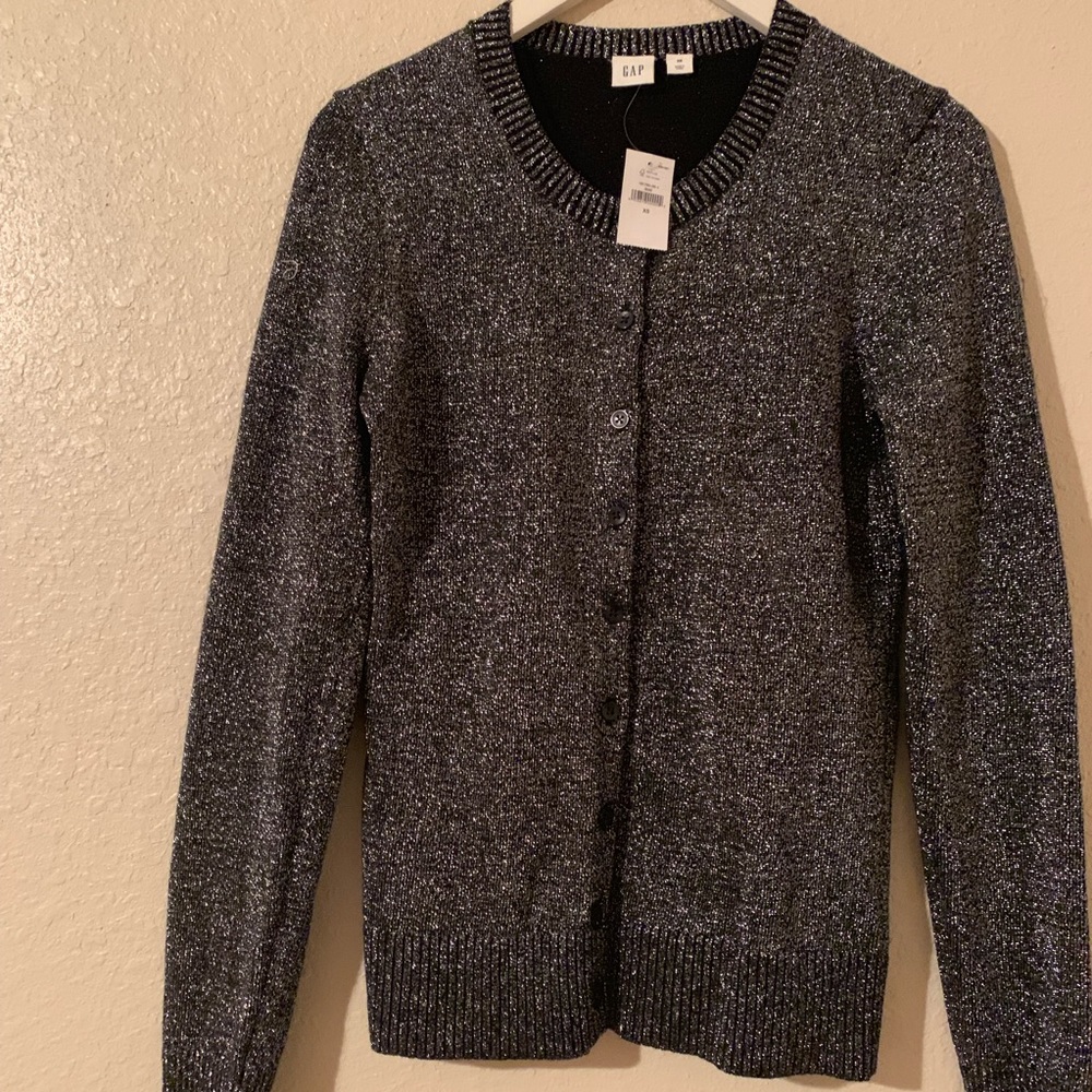GAP shirt
